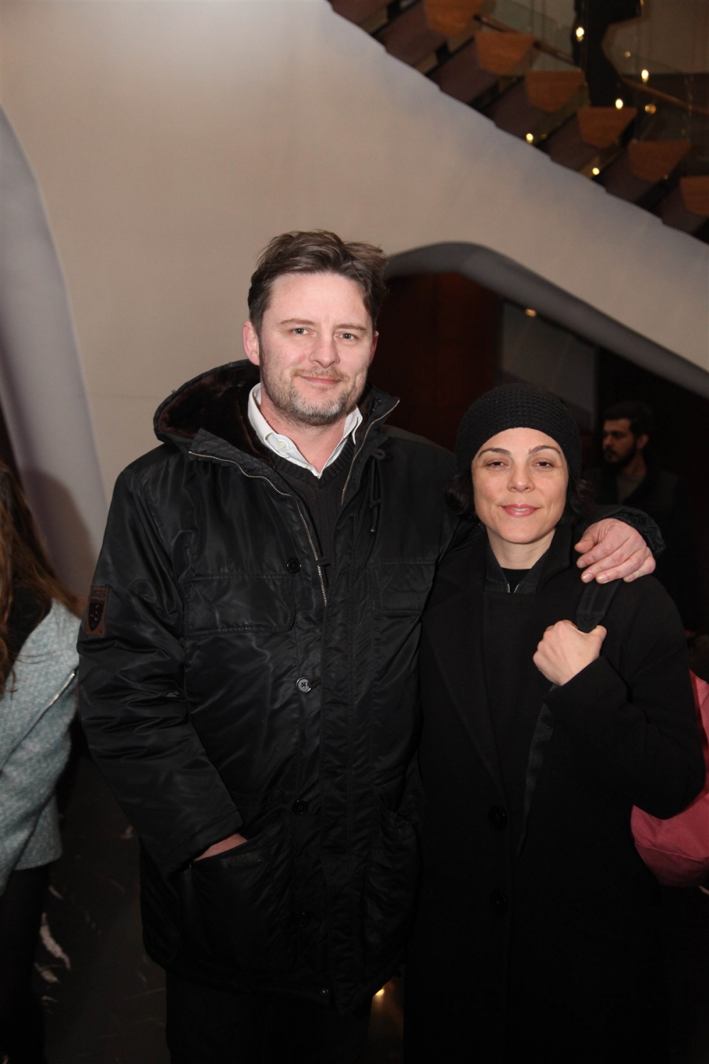 "Sevgilime Göz Kulak Ol"... AŞK DOLU KOMEDİNİN GALASINA ÜNLÜ AKINI!.. 13