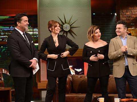 ''BEYAZ SHOW  YİNE KIRDI GEÇİRDİ! 11