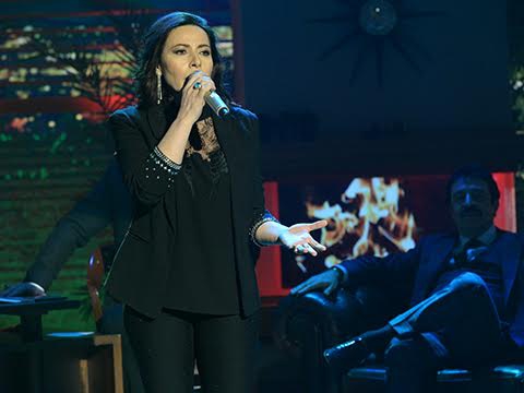 ''BEYAZ SHOW'DA YER YERİNDEN OYNADI!'' 19