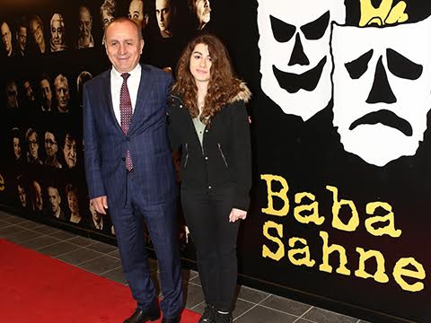 ''ŞEVKET ÇORUH BABA SAHNE'Yİ SAVAŞ DİNÇEL'İN DOĞUM GÜNÜNDE AÇTI!'' 65