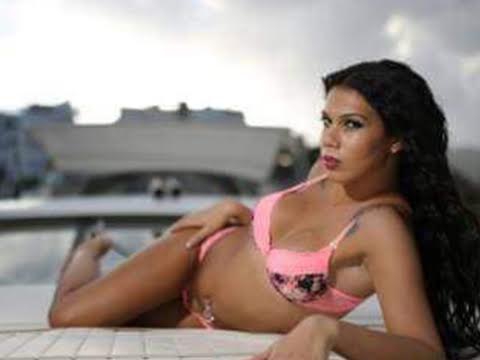 ''NEZ SAYGINER'İN SOSYAL MEDYADAKİ POZLARI YÜREK HOPLATIYOR!'' 14