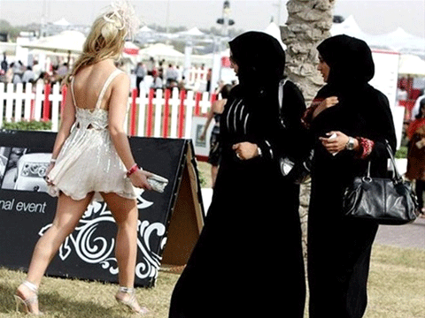 DUBAİ'NİN İNANILMAZ LÜKS HAYATLARINI GÖSTEREN 40 KARE! 30