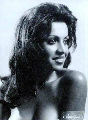 Seyyal Taner... ROCK'IN ÇILGIN KIZI İÇİNİ DÖKTÜ! 46