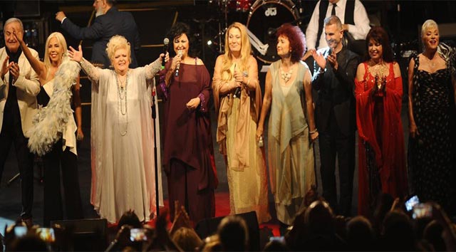 Seyyal Taner... ROCK'IN ÇILGIN KIZI İÇİNİ DÖKTÜ! 74