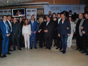 SENTETİK UYUŞTURUCUYA MÜCADELE LANSMANINDA SEDAT PEKER VE SANATÇILAR B