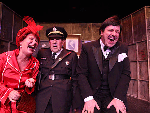 Zihni Göktay...TİYATROYA ADANMIŞ BİR ÖMÜR! 11