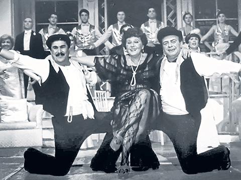 Zihni Göktay...TİYATROYA ADANMIŞ BİR ÖMÜR!