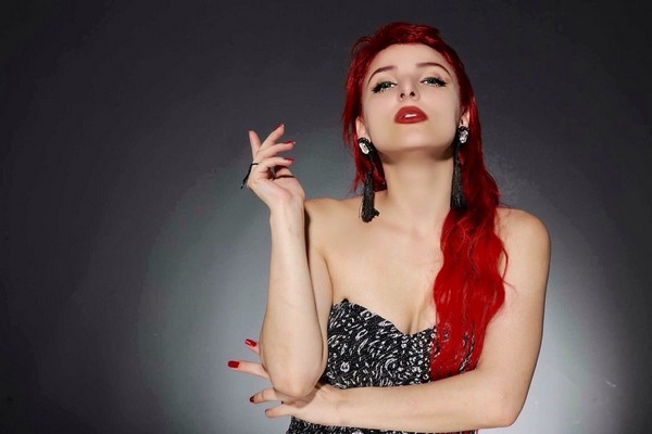 Dilek Kaya... ÜNLÜ MODELDEN YURT DIŞI ÇIKARMASI!.. 14