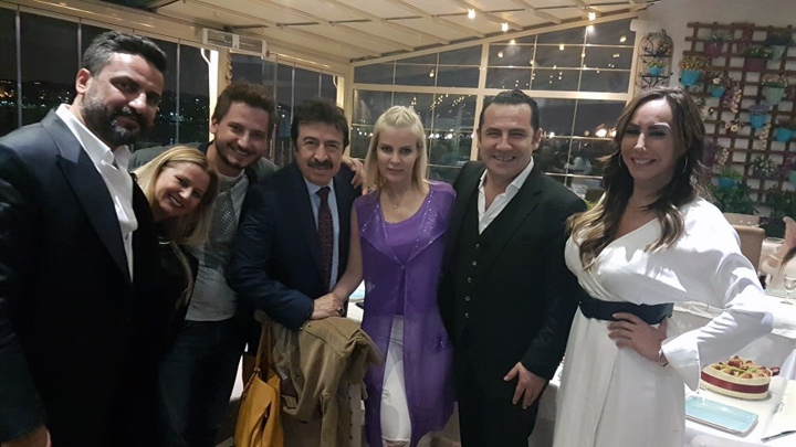 Nurcan Sabur... BÖYLE OLUR USTA MAGAZİNCİNİN DOĞUM GÜNÜ PARTİSİ! 14