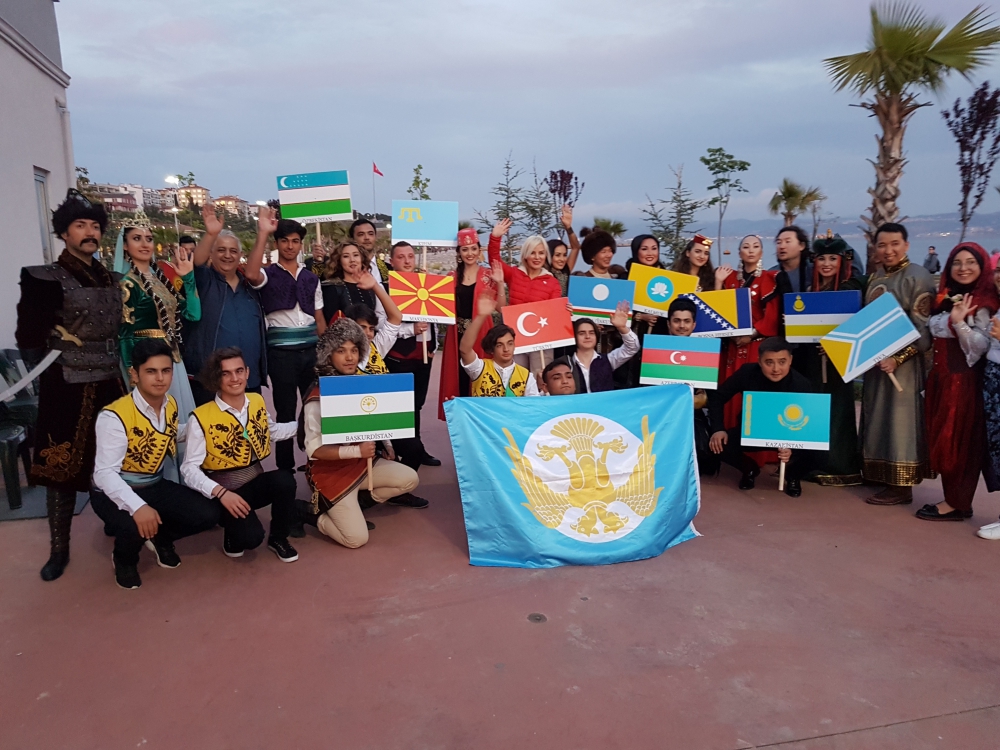 Darıca Belediyesi... TÜRKİ DEVLETLERİ KUCAKLADI... 1