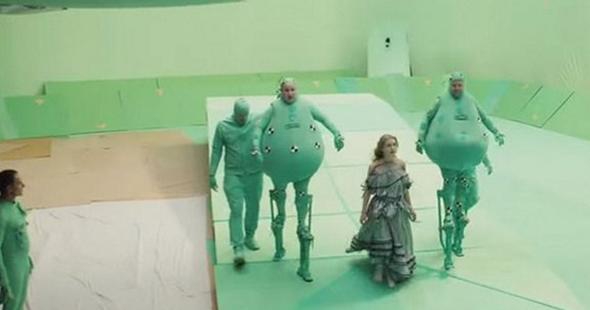 Bizleri böyle kandırıyorlar… MÜTHİŞ FİLM HİLELERİ!.. 16