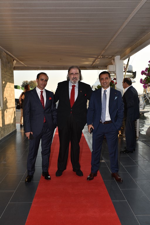 BVS İFTARINDA İZDİHAM…