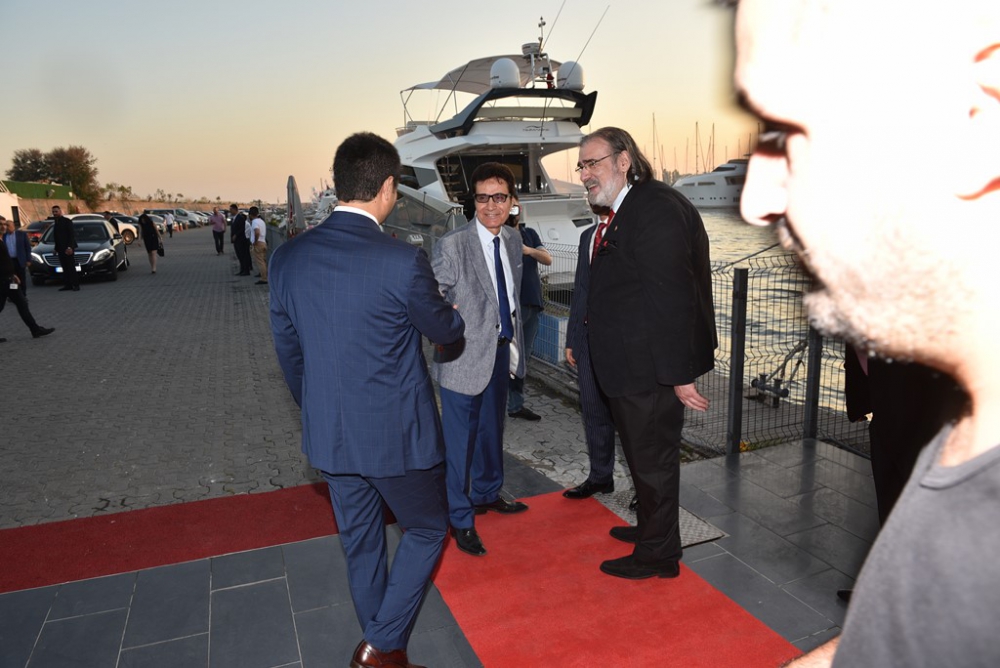 BVS İFTARINDA İZDİHAM…