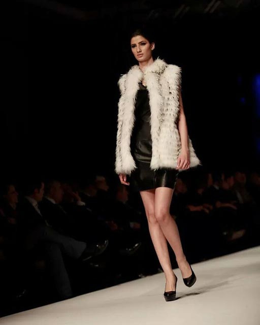 ADRİANA LİMA'NIN ELİNDEN TUTTUĞU TÜRK MODEL KİM?