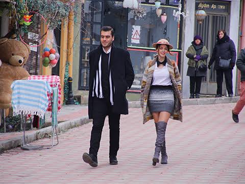 'ŞEVKAT YERİMDAR' DA HER ŞEY ARAPSAÇI!