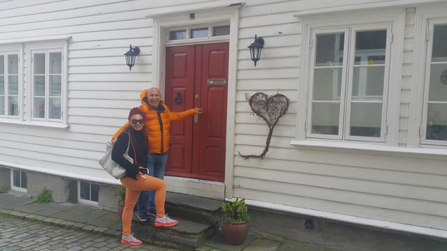 TATİLE GİTTİLER, EV ALIP DÖNDÜLER! 13