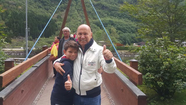 TATİLE GİTTİLER, EV ALIP DÖNDÜLER! 14