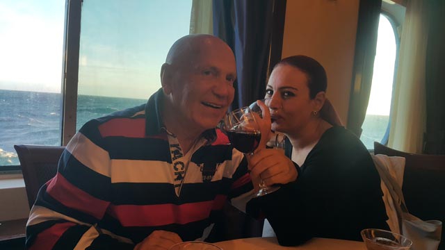 TATİLE GİTTİLER, EV ALIP DÖNDÜLER!