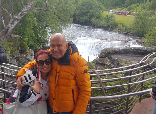 TATİLE GİTTİLER, EV ALIP DÖNDÜLER! 8