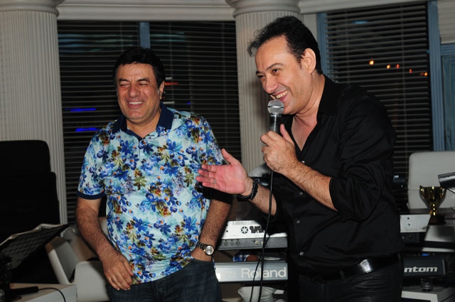 6 YAŞINDAKİ MÜZİSYENİN DOĞUM GÜNÜNE ÜNLÜ YAĞDI! 21