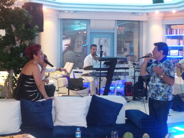 6 YAŞINDAKİ MÜZİSYENİN DOĞUM GÜNÜNE ÜNLÜ YAĞDI! 26