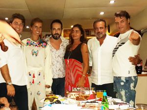 BOĞAZDA BOL YILDIZLI DOĞUM GÜNÜ!