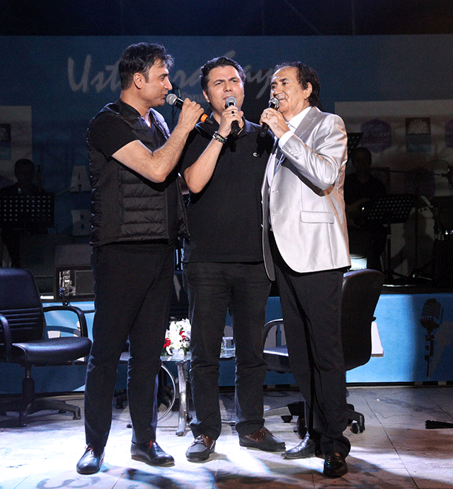 Ali Rıza Binboğa... USTALARA SAYGI GECESİ'NDE MUHTEŞEM KONSER! 13