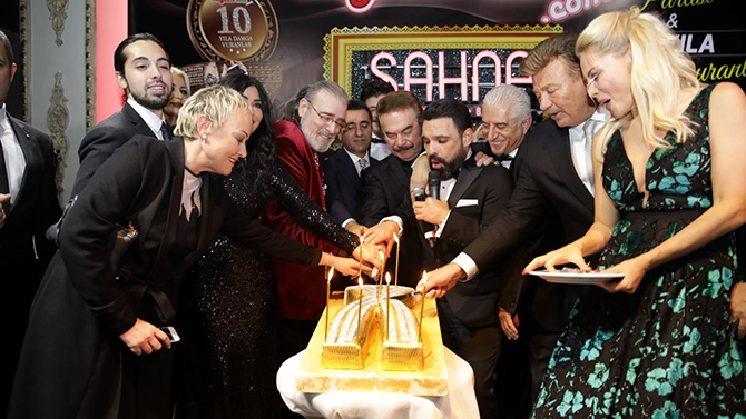 MAGAZİNKOLİK 10. YIL GURUR GECESİ! 1