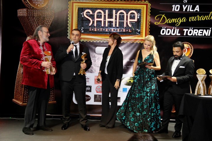 10.YILIMIZDA KURUMSAL ÖDÜLLERİMİZ! 16