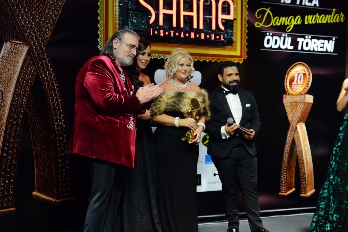 10.YILIMIZDA KURUMSAL ÖDÜLLERİMİZ! 19