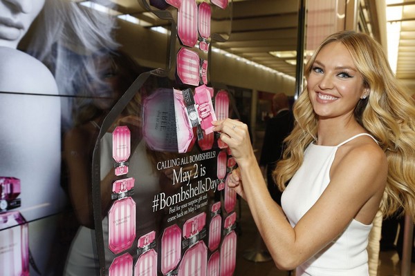 “Bombshells’ Day”... VICTORIA'S SECRET MELEKLERİ, İŞ BAŞINDA !..