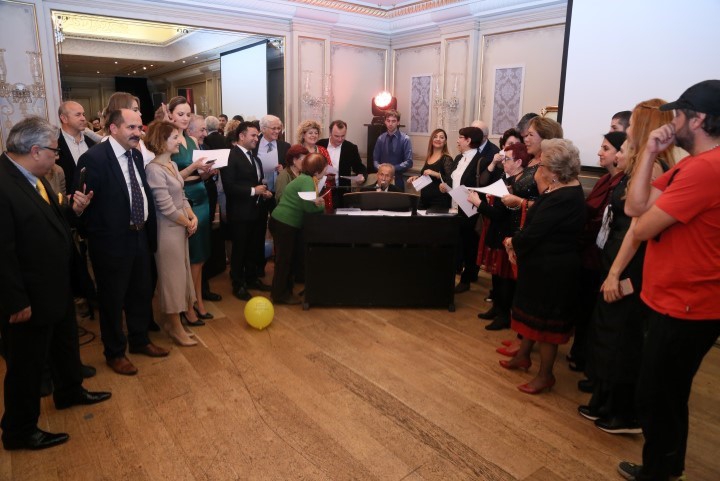 Lütfen+1... 100. BÖLÜMÜNÜ KUTLADI!.. 10