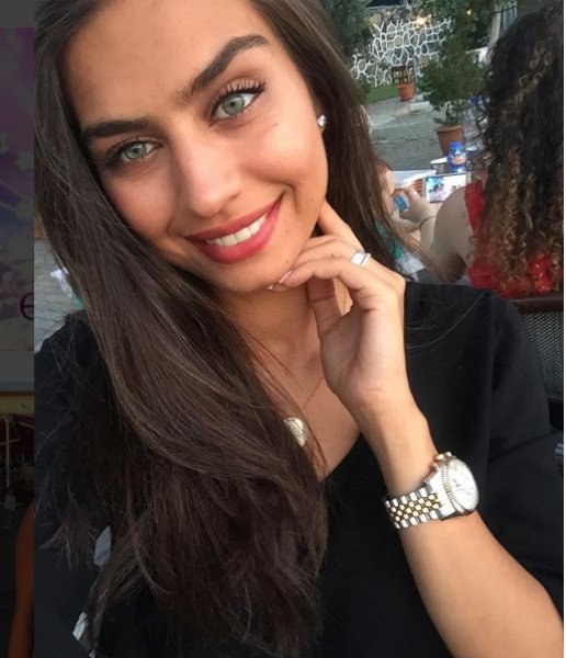 Amine Gülşe'ye iltifat yağmuru... 21