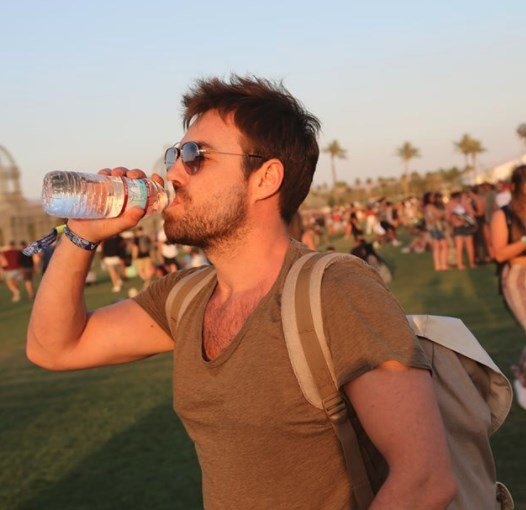 Hande Erçel... FESTİVALDE SINIRLARI ZORLADI!.. 16