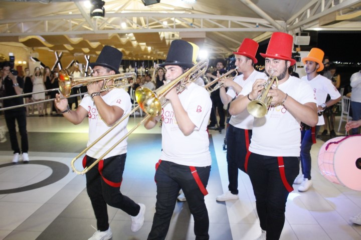 MAGAZİNKOLİK “YILIN MAGAZİN MARKASI” SEÇİLDİ! 8