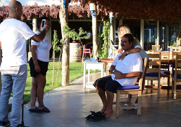 Derya Tuna - İbrahim Tatlıses... BODRUM'DA BİR ARAYA GELDİLER!.. 10