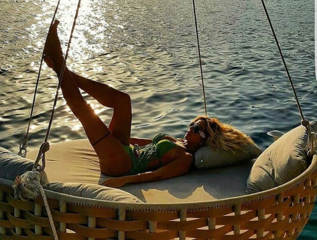 Berna Arıcı… 2018 YAZININ UZAK ARA İKON ŞAMPİYONU!... 40