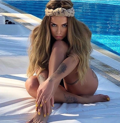 Berna Arıcı… 2018 YAZININ UZAK ARA İKON ŞAMPİYONU!... 45