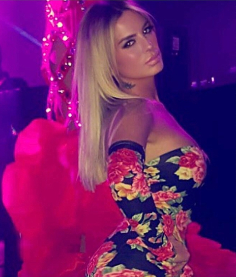 Berna Arıcı… 2018 YAZININ UZAK ARA İKON ŞAMPİYONU!... 50