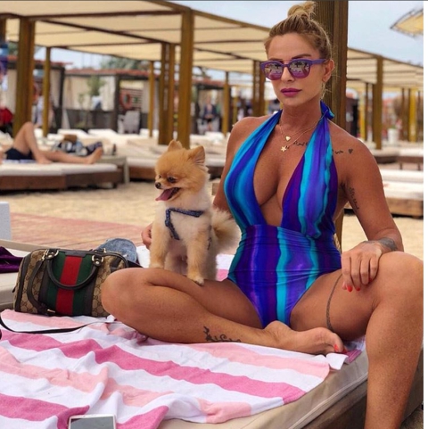 Berna Arıcı… 2018 YAZININ UZAK ARA İKON ŞAMPİYONU!... 67