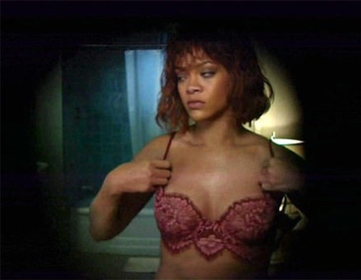 Rihanna... "KALÇALARIMI KAYBETMEK İSTEMİYORUM"!.. 8