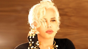 ÜNLÜ İSİMLERİN HİÇ BİLİNMEYEN TUHAF ALIŞKANLIKLARI... 6