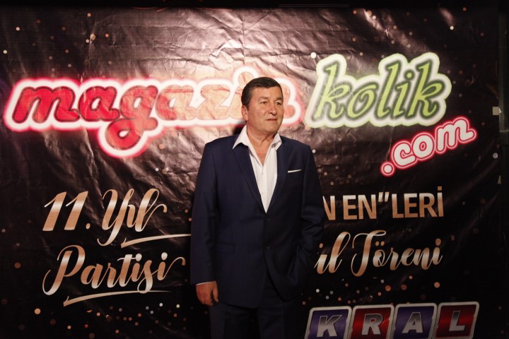 Magazinkolik 11. Yıl... KIRMIZI HALIDA ŞIKLIK YARIŞI 16