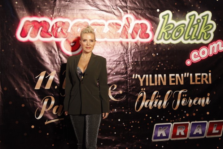 Magazinkolik 11. Yıl... KIRMIZI HALIDA ŞIKLIK YARIŞI 21