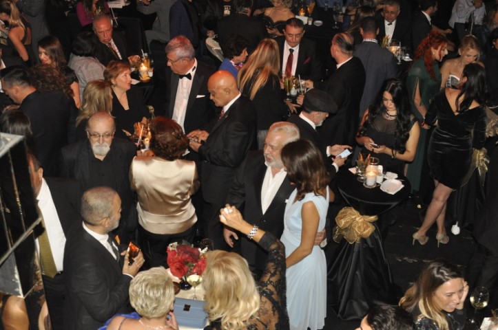 Magazinkolik 11. Yıl... ÖDÜL TÖRENİ ÖNCESİ KOKTEYL... 18