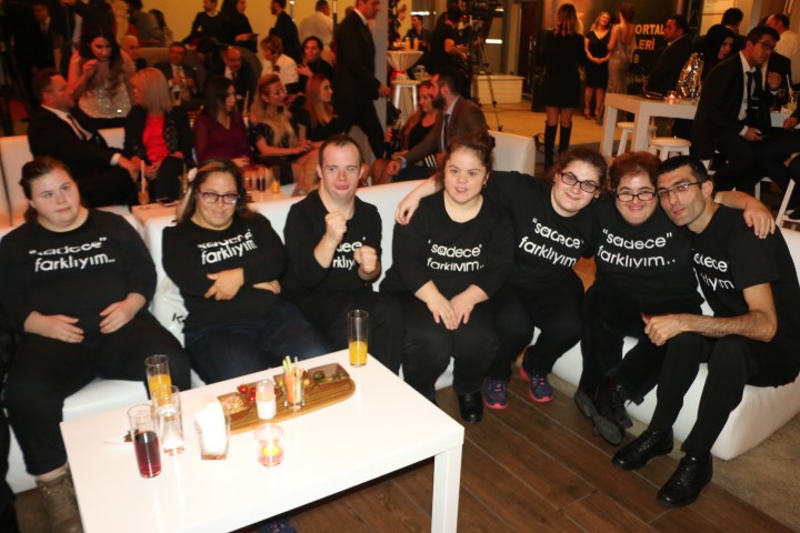 “ALTIN PORTAL” ÖDÜLLERİ ÇOK RENKLİ GÖRÜNTÜLERLE DAĞITILDI… 39