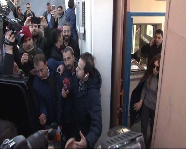 İŞTE 2018 YILINA DAMGA VURAN MAGAZİN OLAYLARI!.. 5