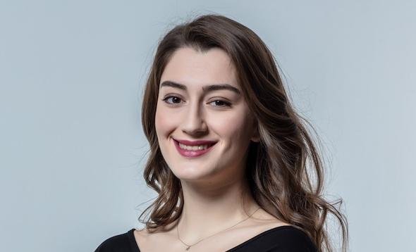 Çok Güzel Hareketler 2... YEPYENİ OYUNCU KADROSU İLE YENİDEN EKRANLARDA! 13