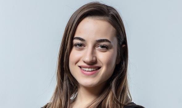 Çok Güzel Hareketler 2... YEPYENİ OYUNCU KADROSU İLE YENİDEN EKRANLARDA!