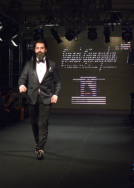 ŞİNASİ GÜNAYDIN İLE TÜRKİYE'NİN KARİZMALARI! 32